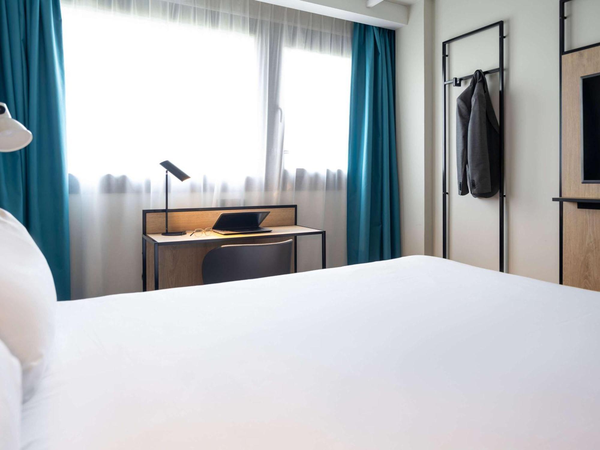 Hotel ibis Paris Gare de Lyon Diderot Exterior foto