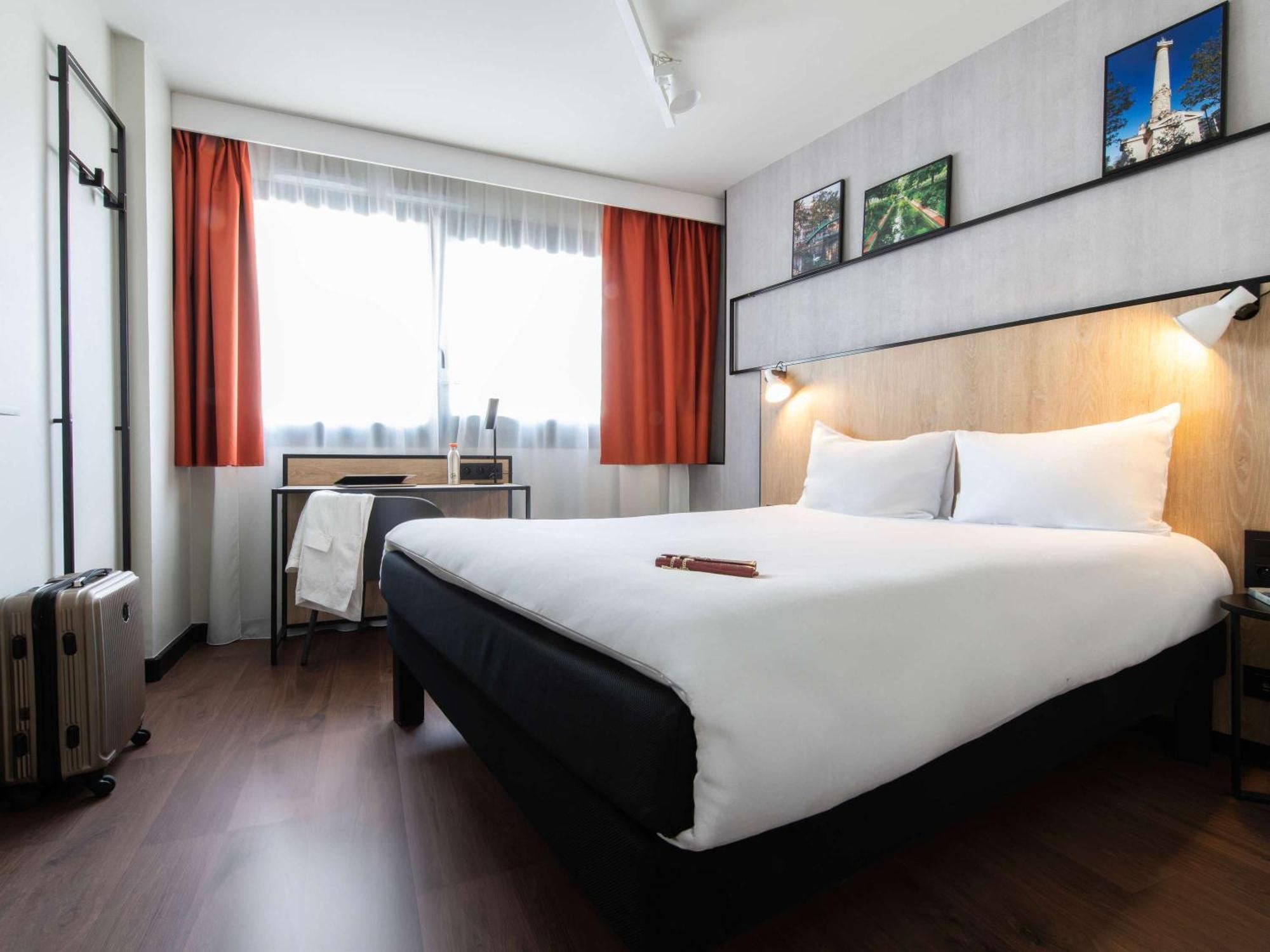 Hotel ibis Paris Gare de Lyon Diderot Exterior foto