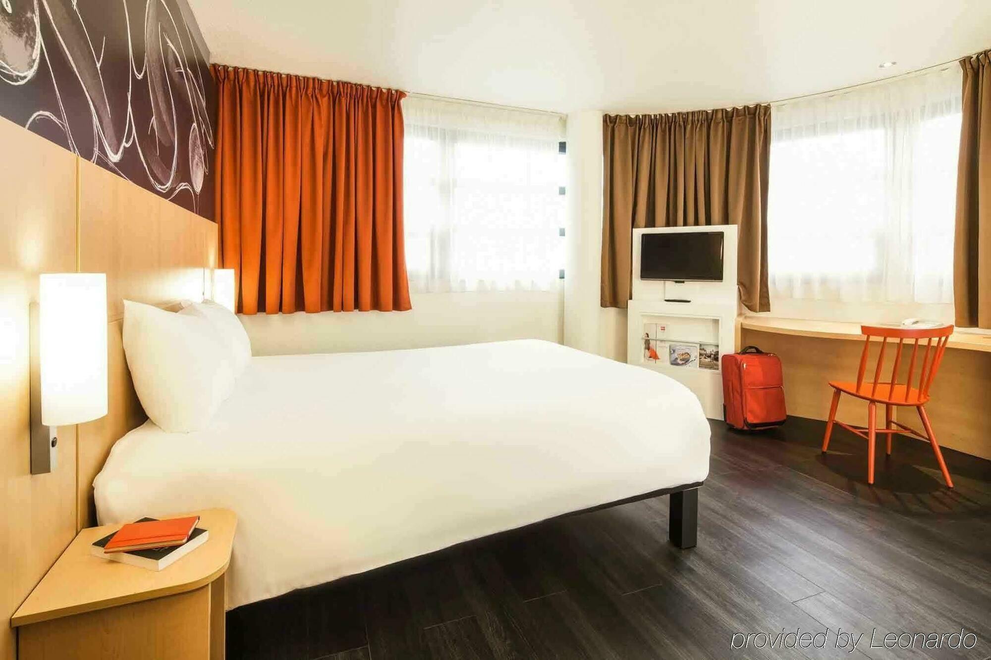 Hotel ibis Paris Gare de Lyon Diderot Exterior foto